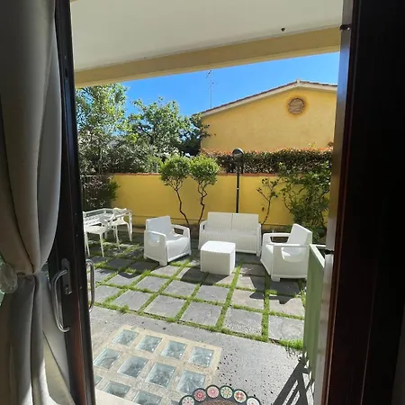 דירה Casa Geic In With Private Garden *